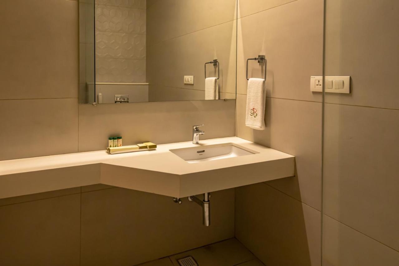 Rathna Residency - Near Us Consulate Hotel เชนไน ภายนอก รูปภาพ