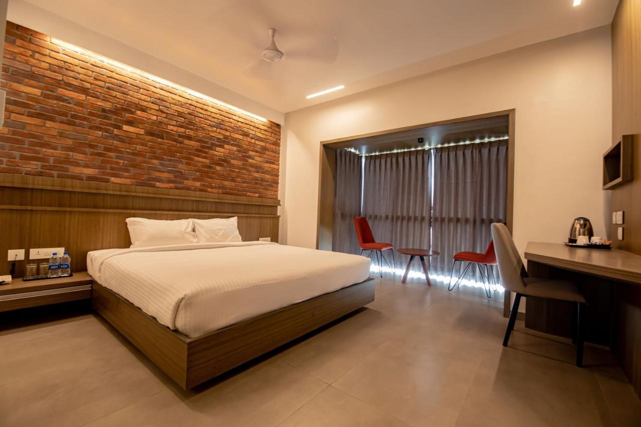 Rathna Residency - Near Us Consulate Hotel เชนไน ภายนอก รูปภาพ