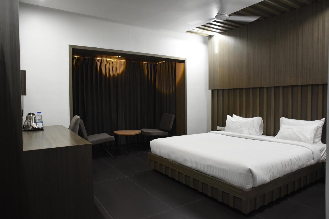 Rathna Residency - Near Us Consulate Hotel เชนไน ภายนอก รูปภาพ